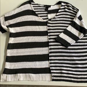Adorable mismatch oversize striped sweater